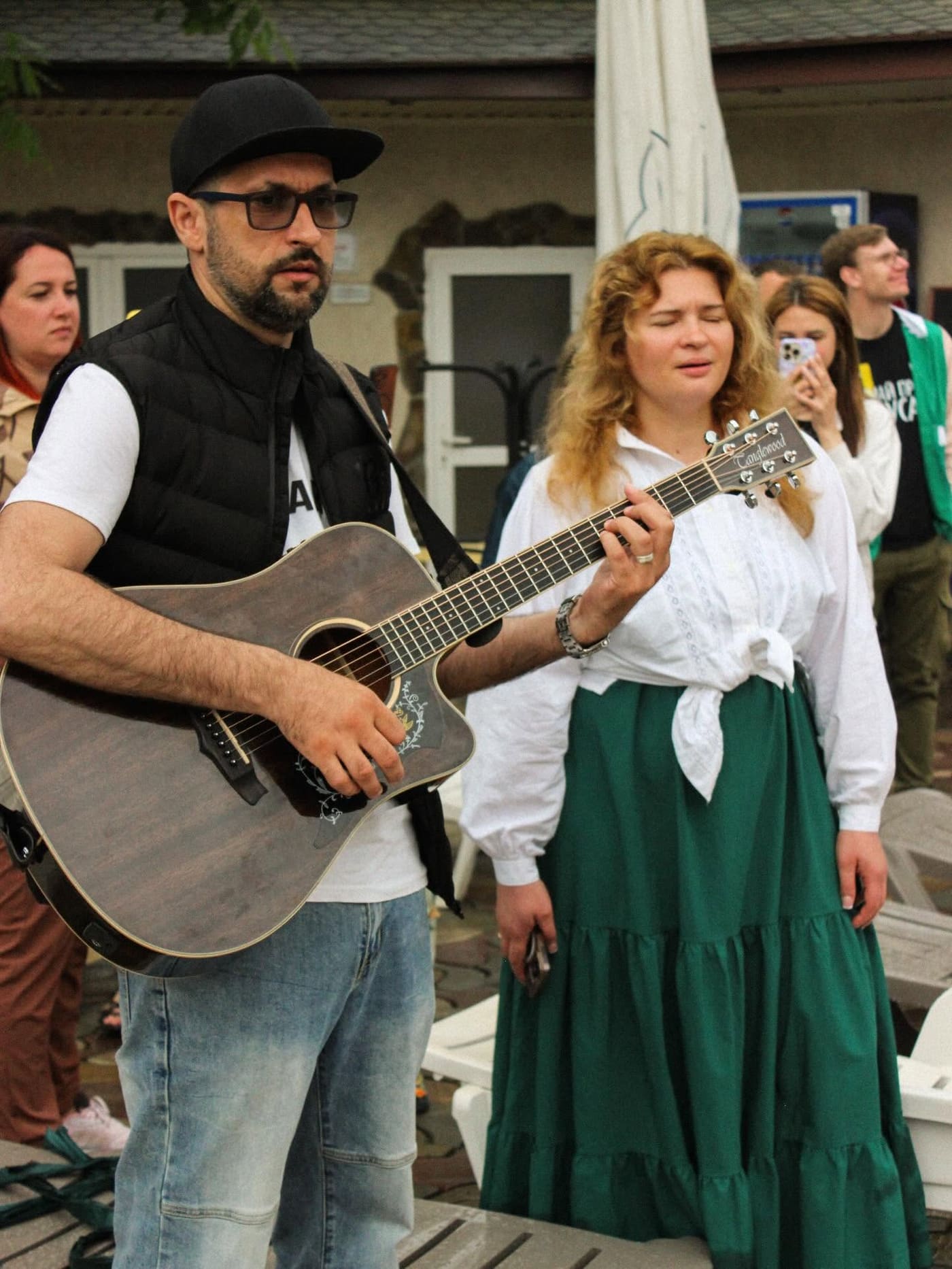 Команда прославлення Holy Land